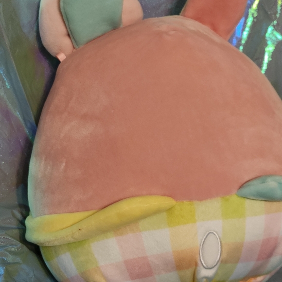 Hello Kitty Easter Squishmallows 8" - Picture 4 of 4